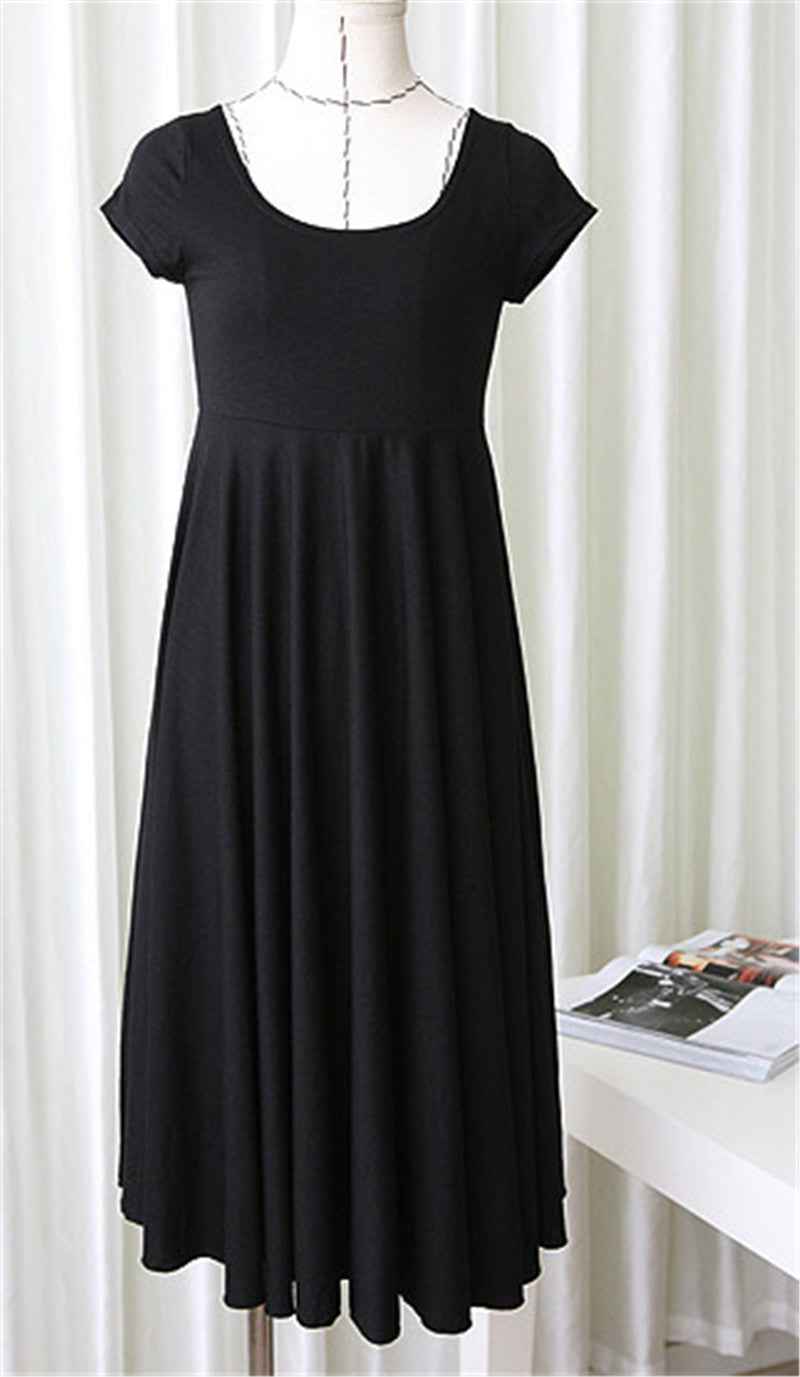 Isolde's Maternity Photoshoot Dress — Image 2 | TG Clothing Co. LLC