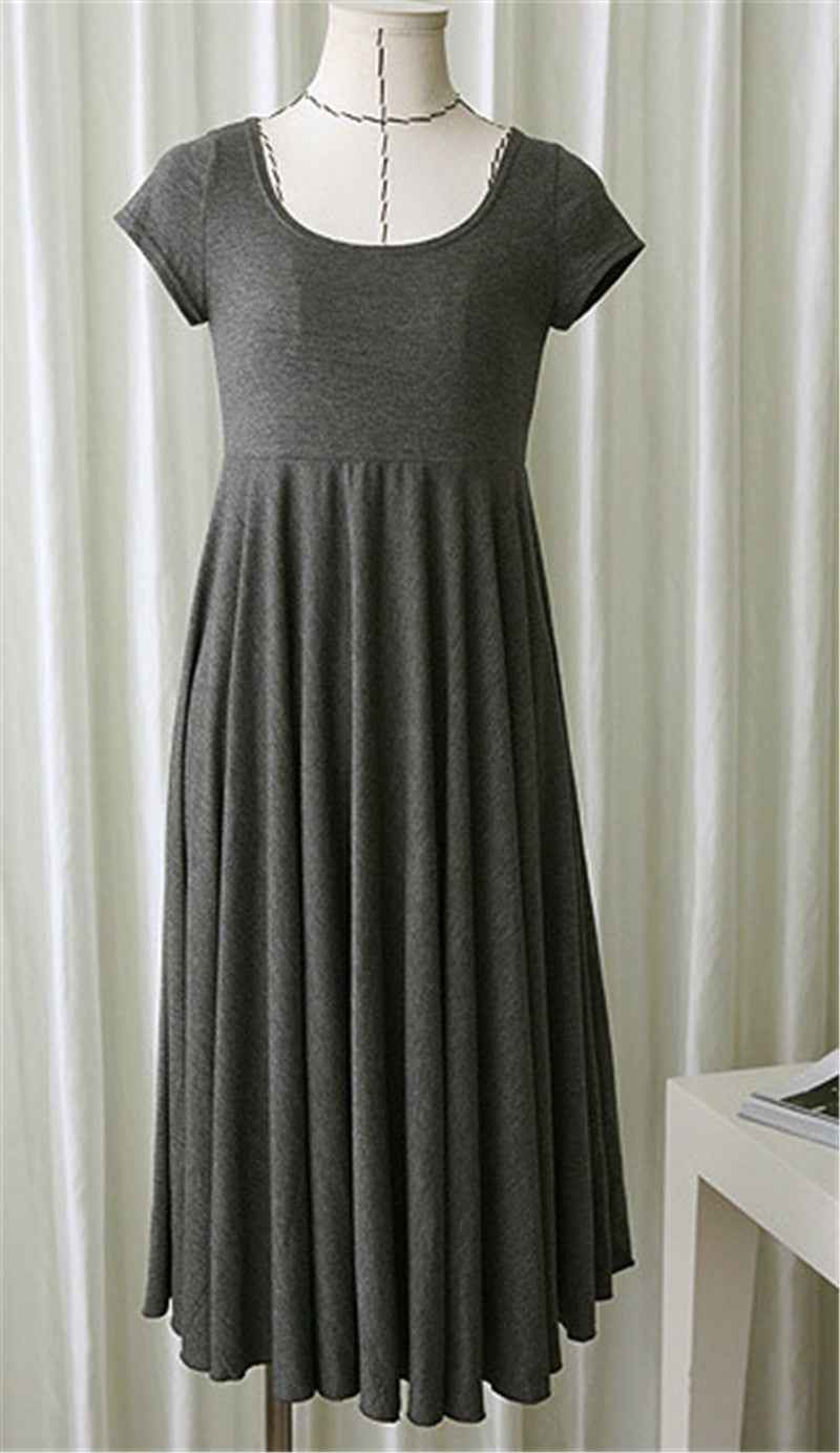 Isolde's Maternity Photoshoot Dress — Image 4 | TG Clothing Co. LLC