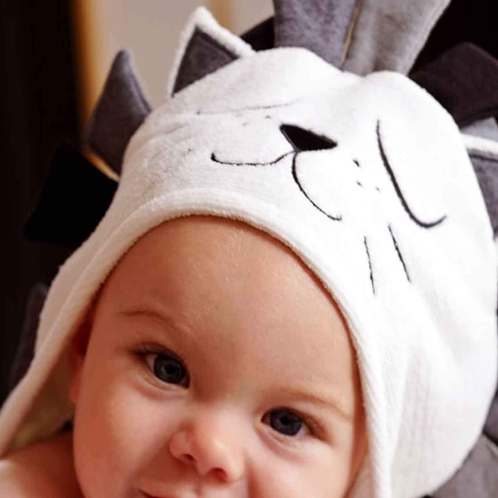 Blossom's Hooded Bath Towel — Image 3 | TG Clothing Co. LLC
