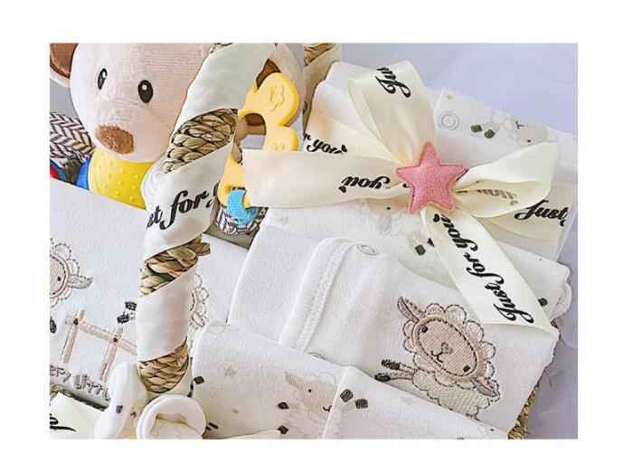 Solange's Baby Gift Box — Image 4 | TG Clothing Co. LLC