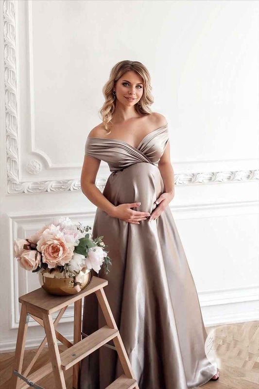 Ottilie's Maternity Photo Skirt — Image 1 | TG Clothing Co. LLC